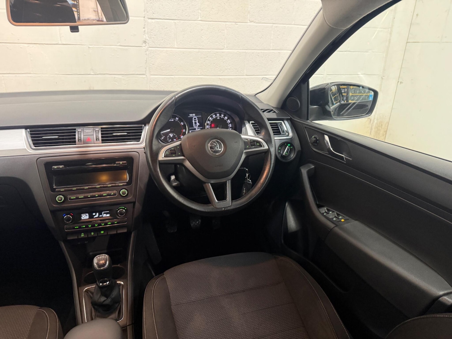 Used Skoda Rapid 2014 for sale - 77439814: Photo 17