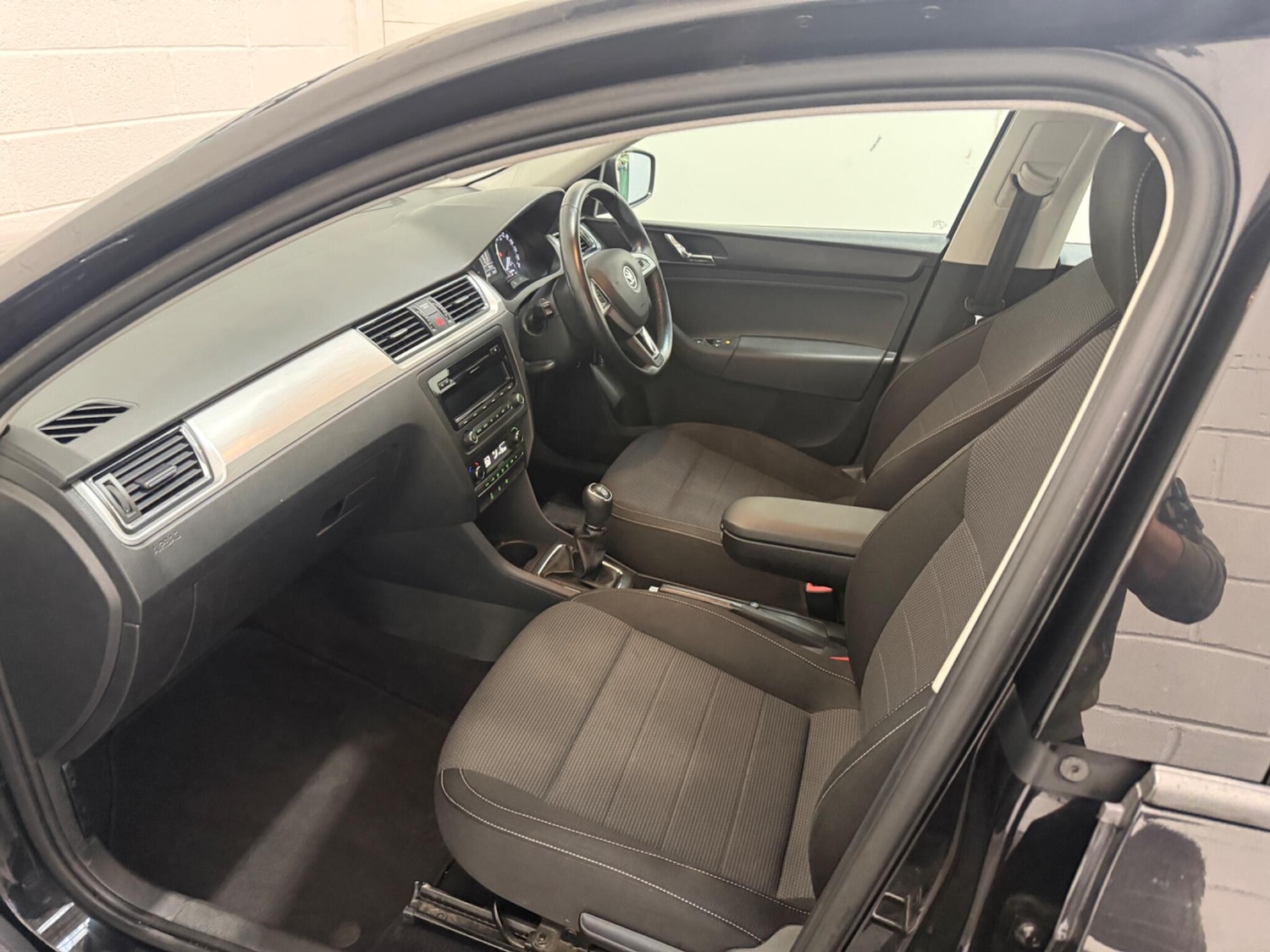 Used Skoda Rapid 2014 for sale - 77439814: Photo 38