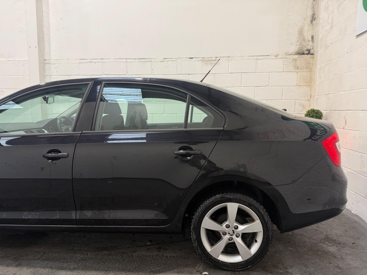 Used Skoda Rapid 2014 for sale - 77439814: Photo 6