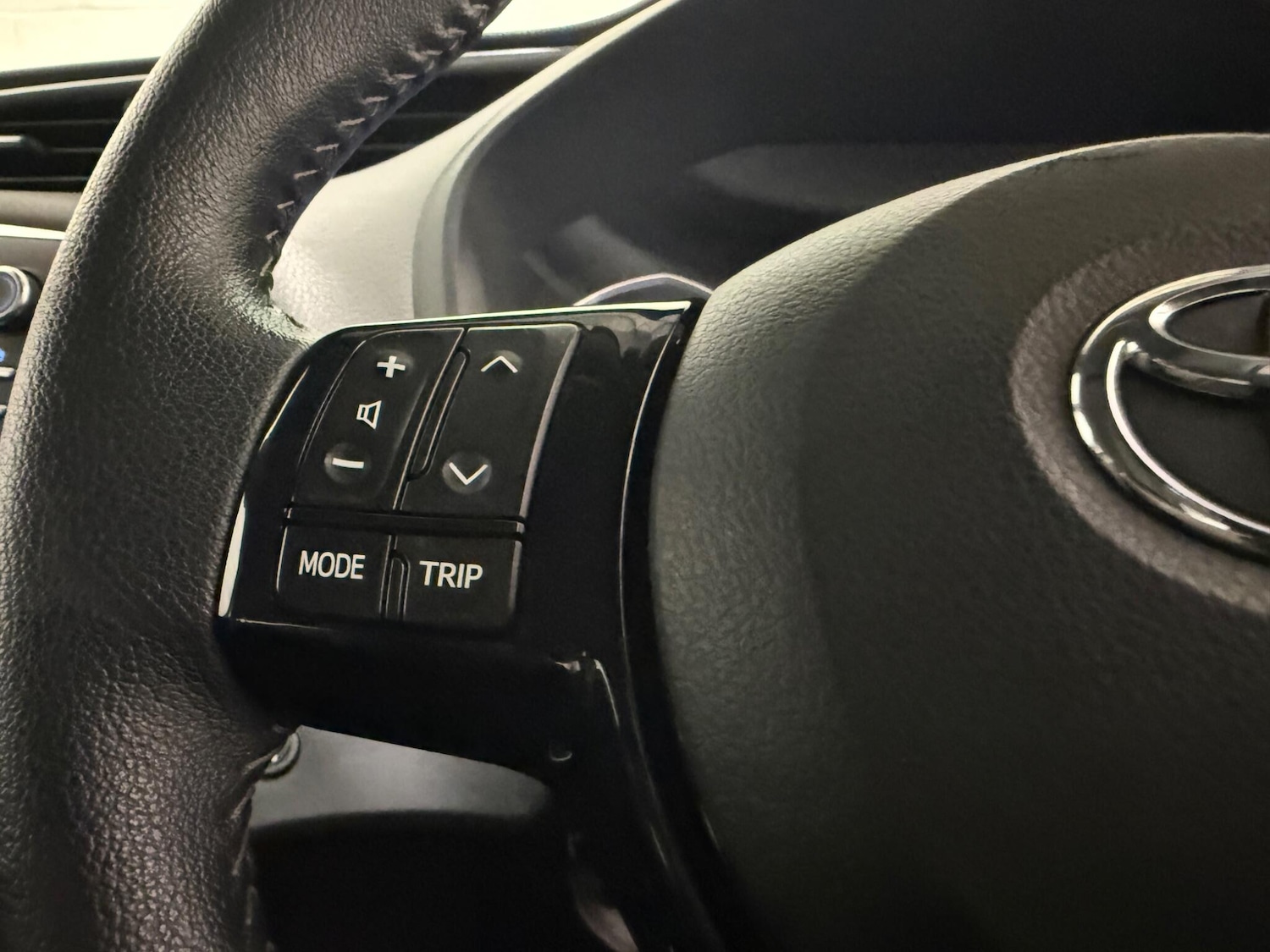 Used Toyota Yaris 2018 for sale - 76899461: Photo 30