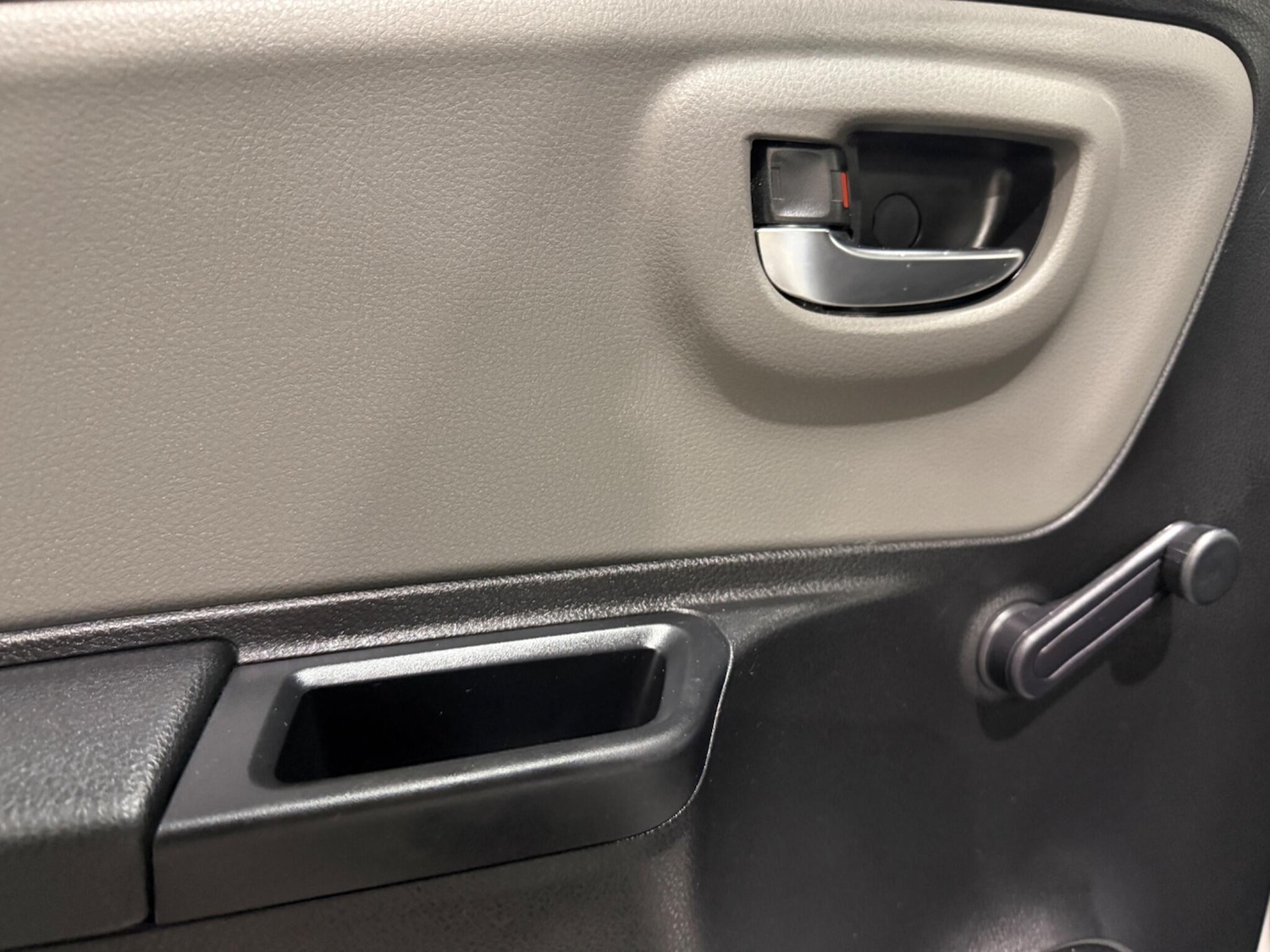 Used Toyota Yaris 2018 for sale - 76899461: Photo 33