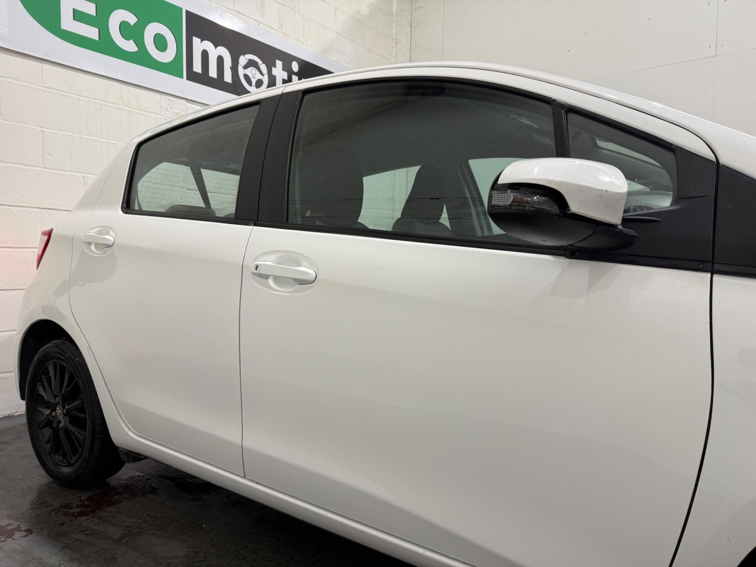 Used Toyota Yaris 2018 for sale - 76899461: Photo 36