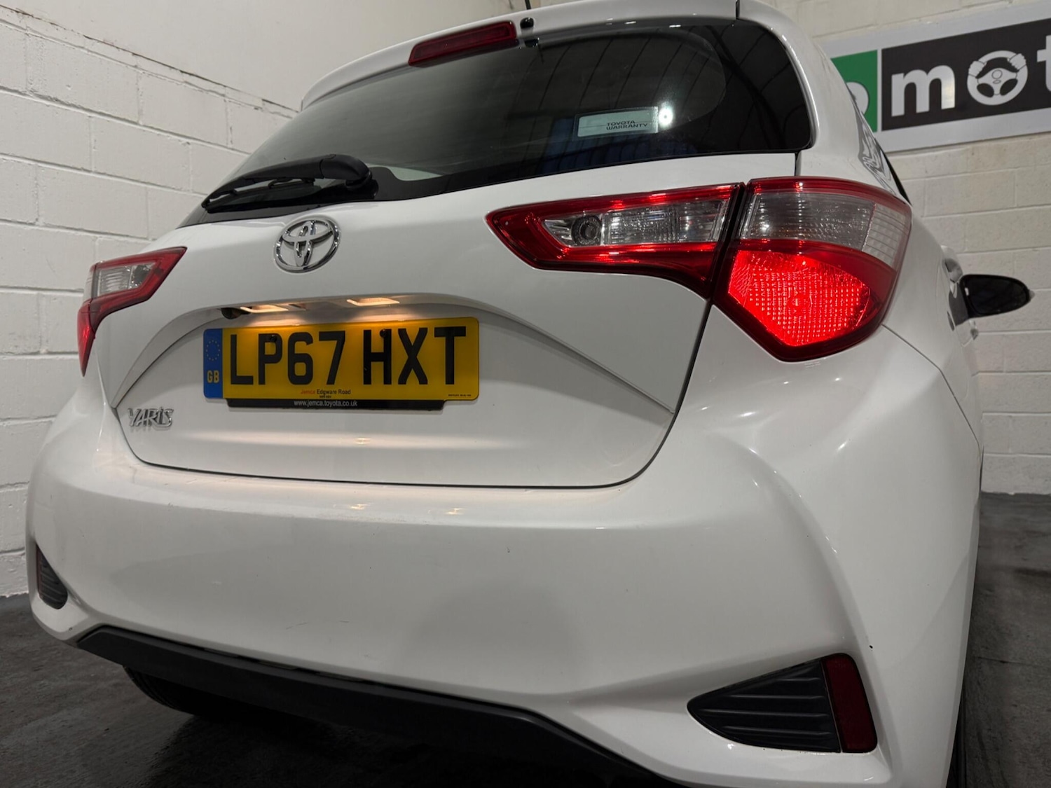 Used Toyota Yaris 2018 for sale - 76899461: Photo 47