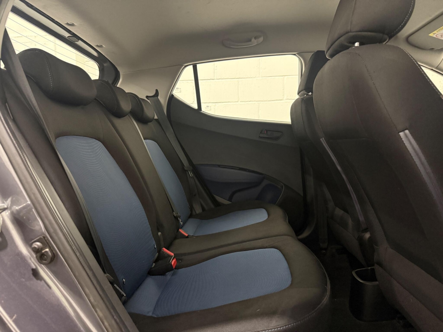 Used Hyundai i10 2015 for sale - 76689690: Photo 20