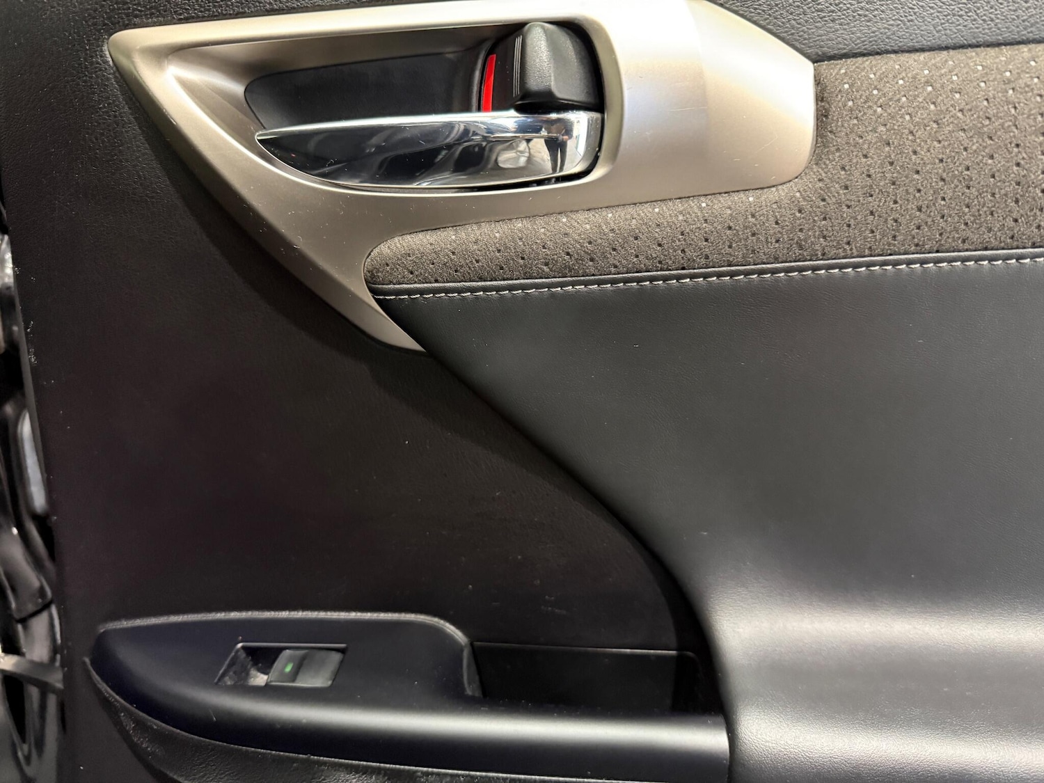 Used Lexus CT 2017 for sale - 76527710: Photo 27