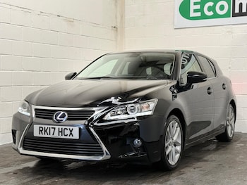 Used Lexus CT 2017 for sale - 76527710: Photo