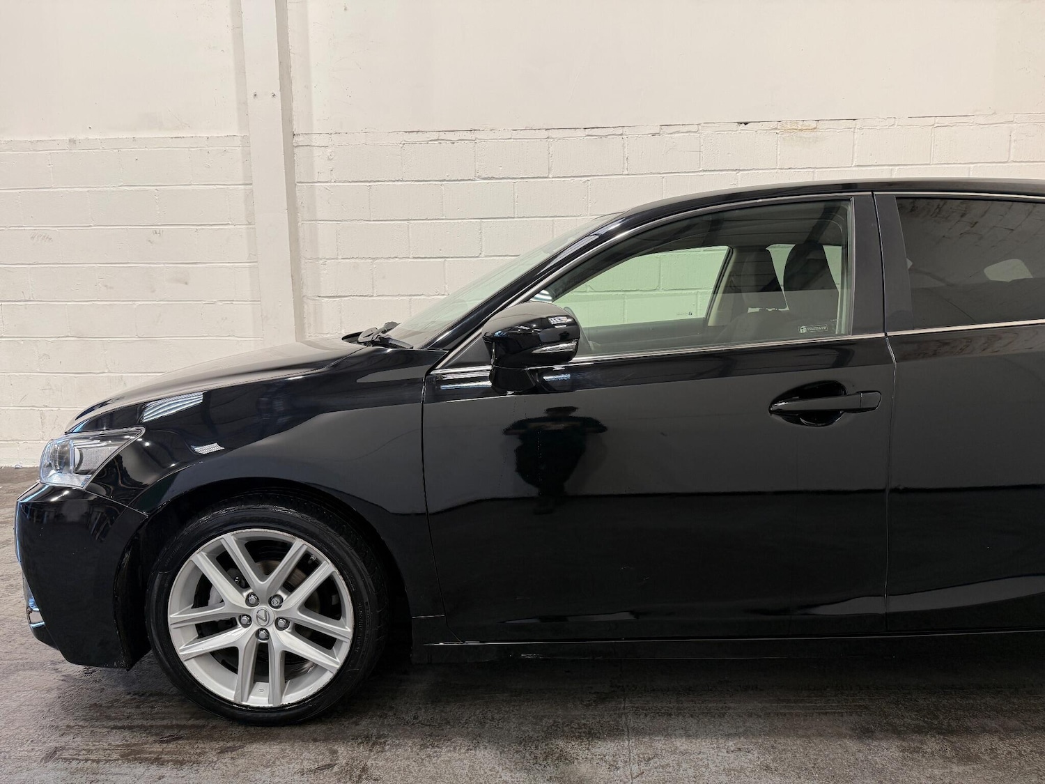 Used Lexus CT 2017 for sale - 76527710: Photo 6