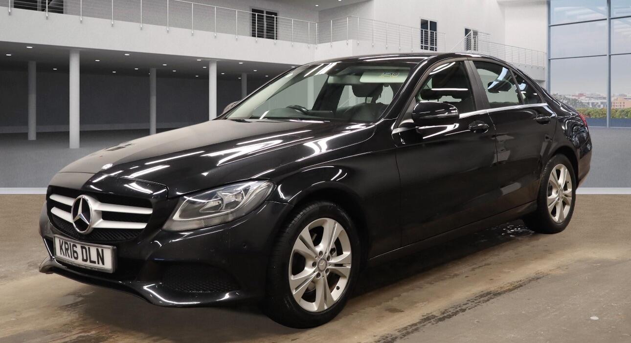 Used Mercedes-Benz C Class 2016 for sale - 77144152: Photo 2