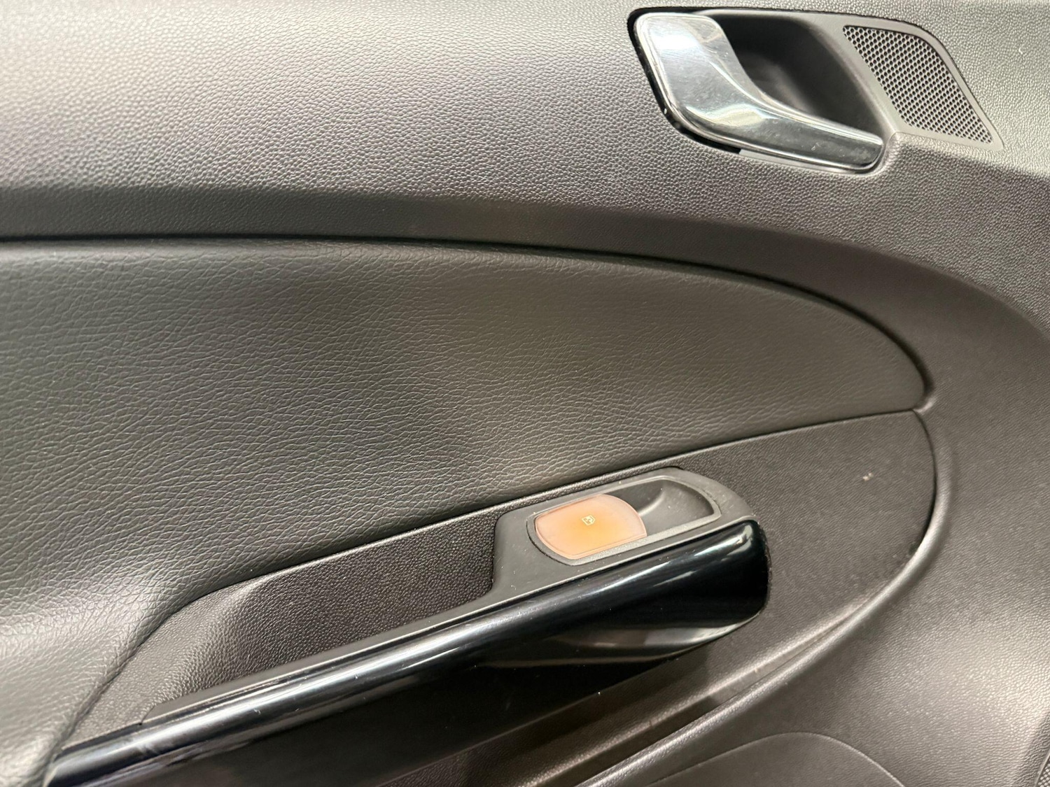 Used Vauxhall Corsa 2013 for sale - 75741789: Photo 45