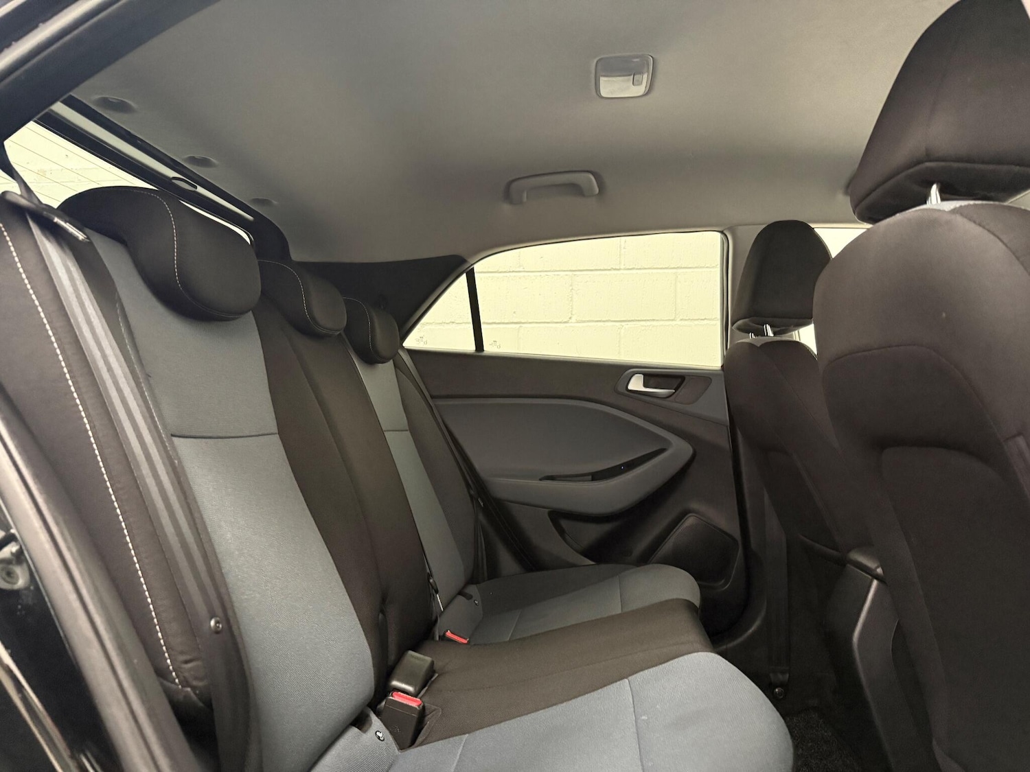 Used Hyundai i20 2016 for sale - 76380487: Photo 20