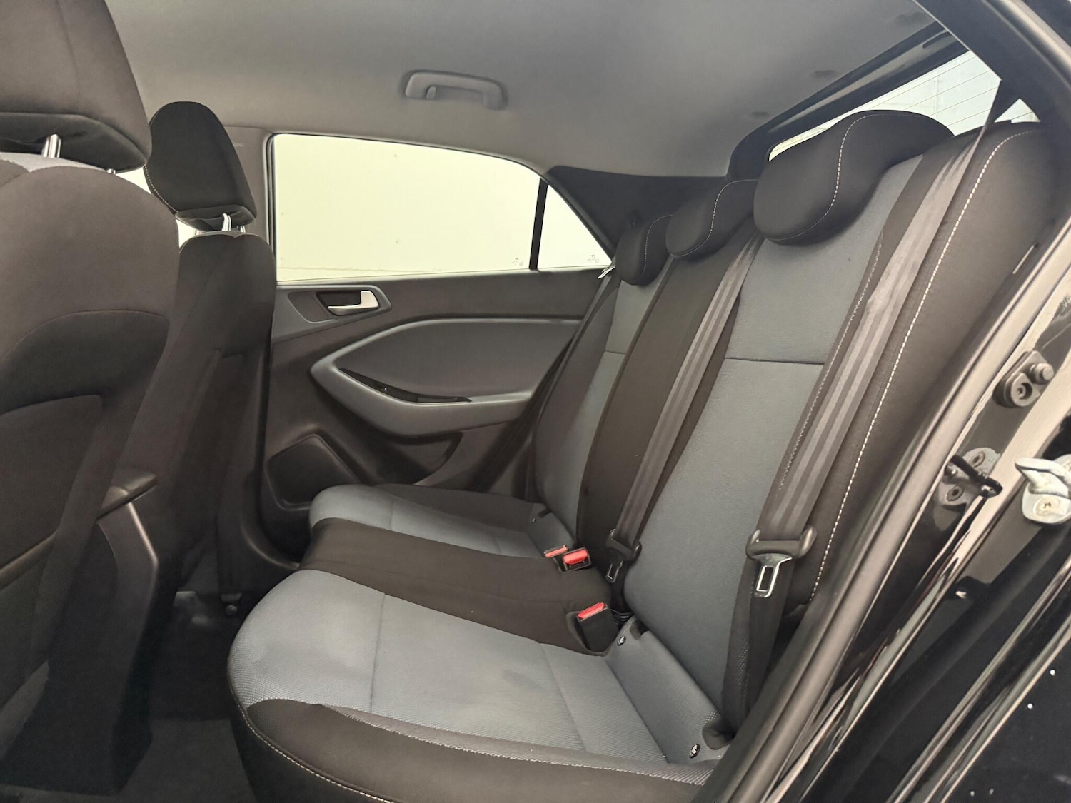 Used Hyundai i20 2016 for sale - 76380487: Photo 22