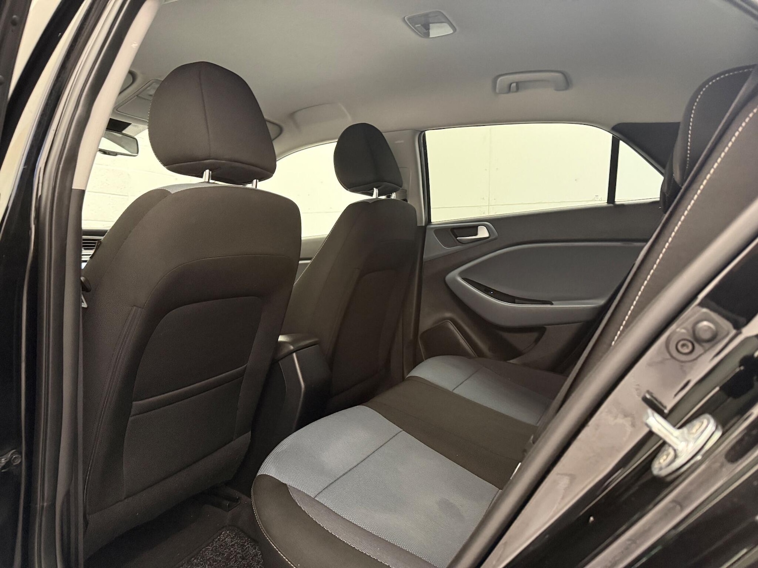 Used Hyundai i20 2016 for sale - 76380487: Photo 23
