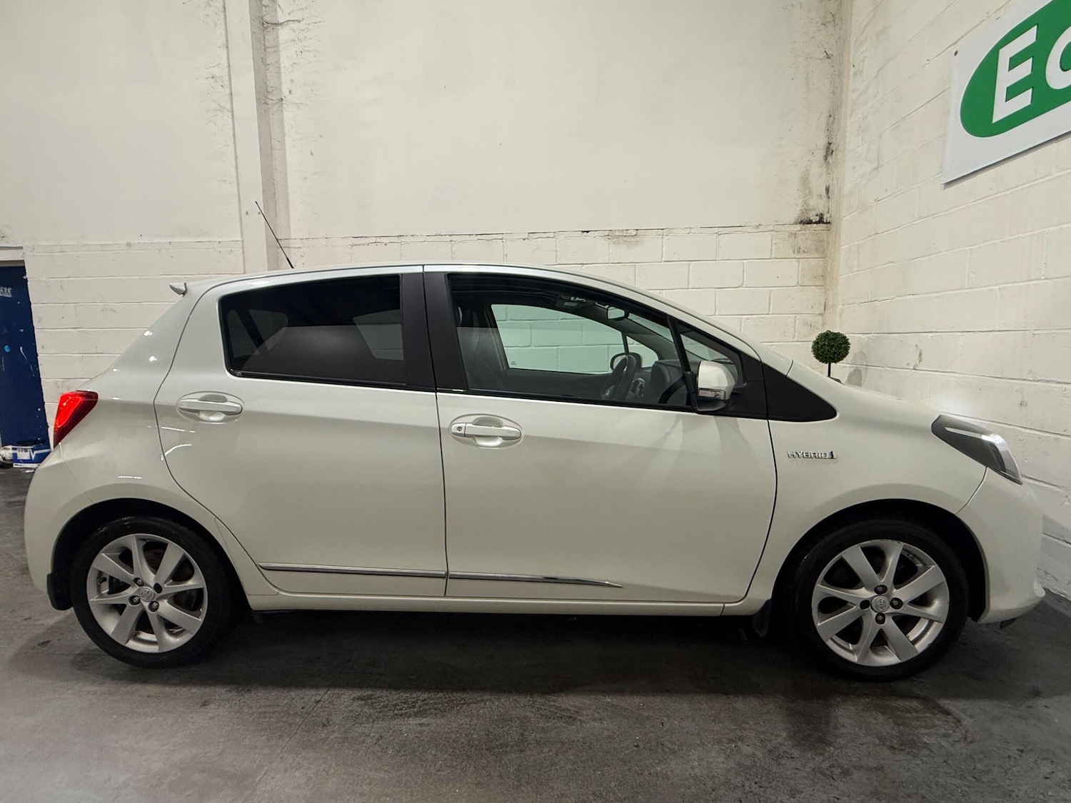 Used Toyota Yaris 2014 for sale - 77320191: Photo 14