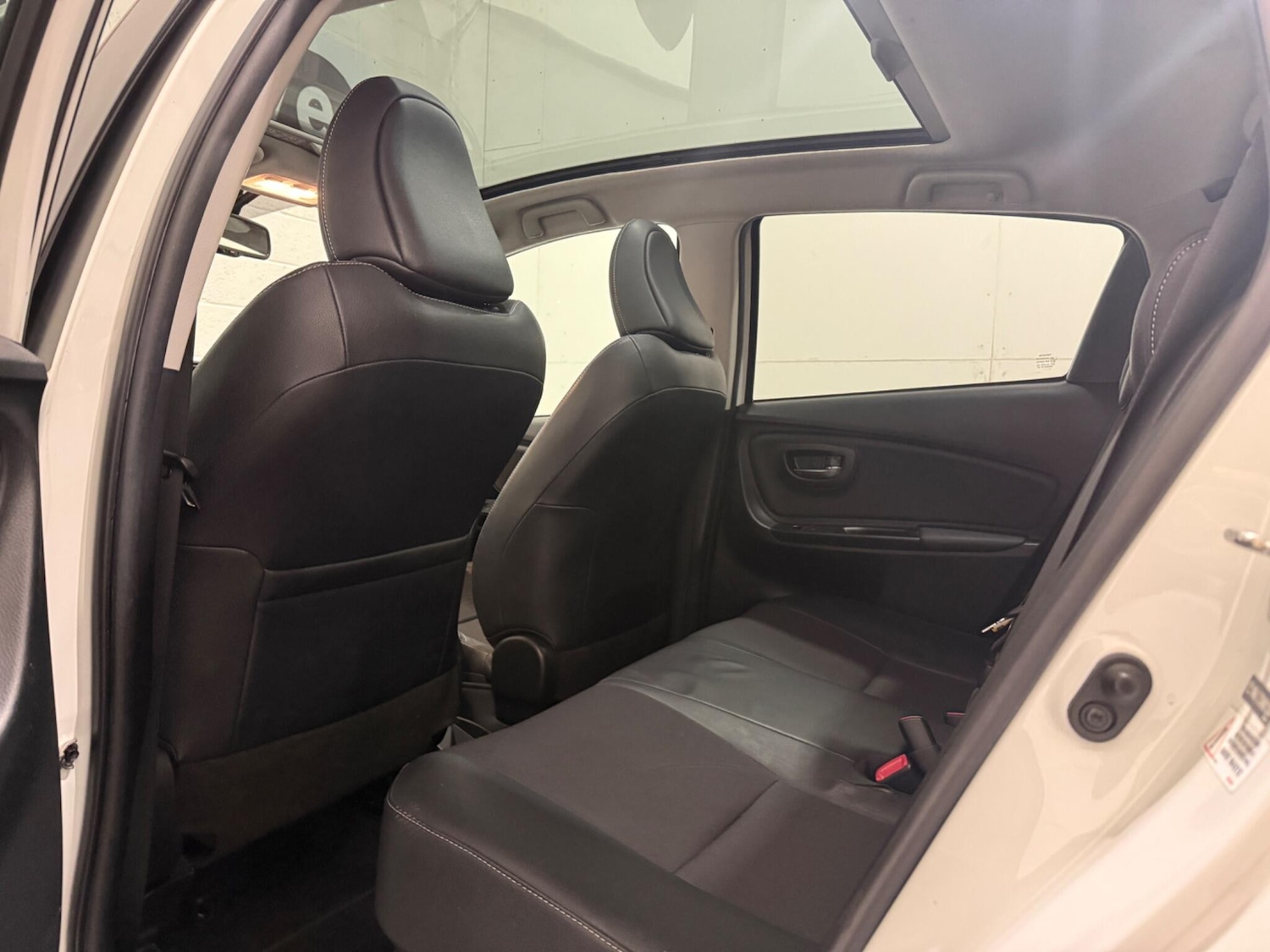 Used Toyota Yaris 2014 for sale - 77320191: Photo 26