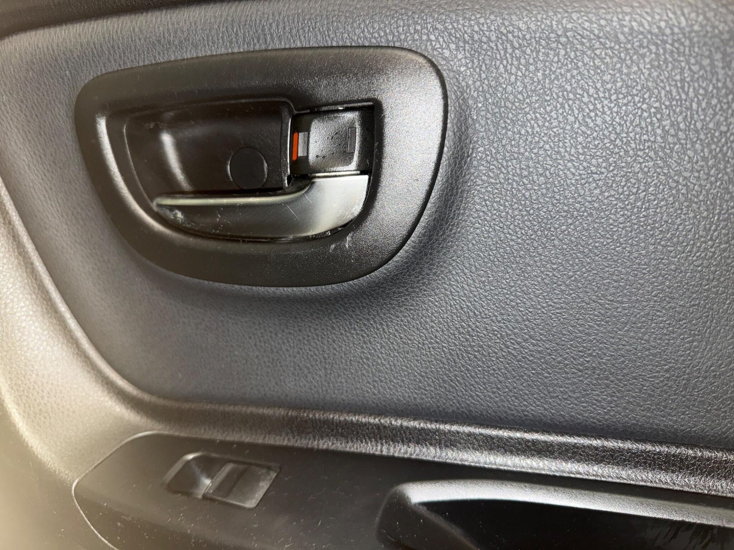 Used Toyota Yaris 2014 for sale - 77320191: Photo 29