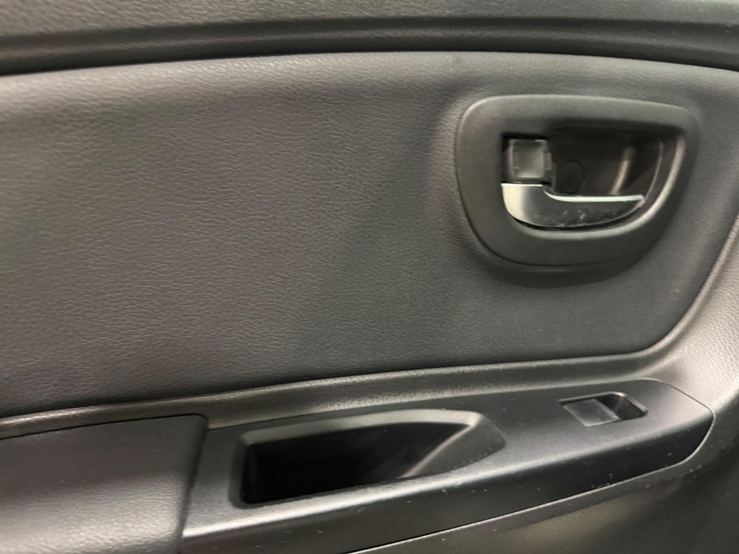 Used Toyota Yaris 2014 for sale - 77320191: Photo 30