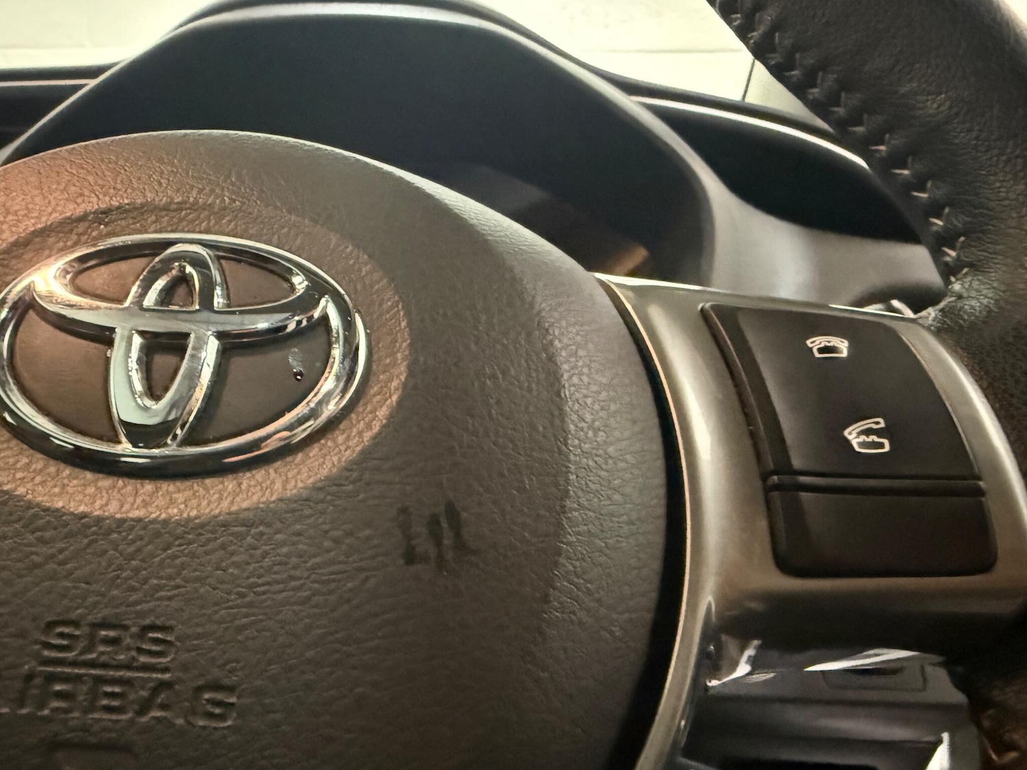 Used Toyota Yaris 2014 for sale - 77320191: Photo 35