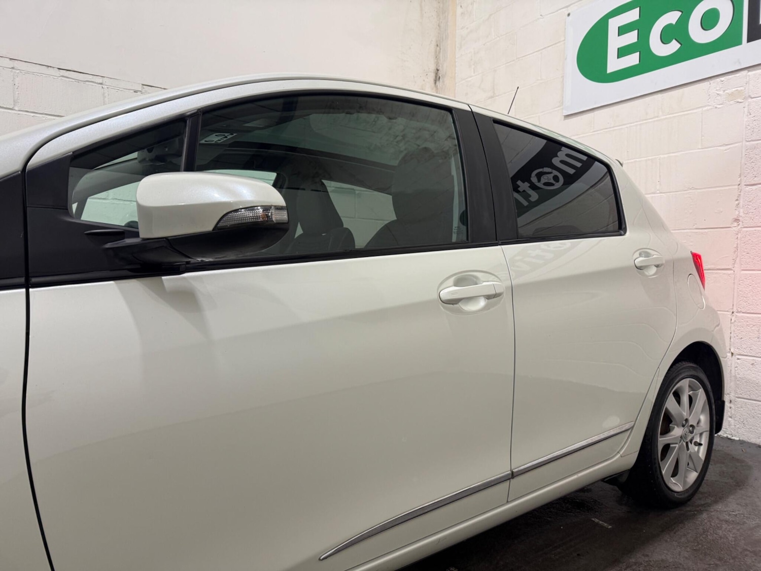 Used Toyota Yaris 2014 for sale - 77320191: Photo 44