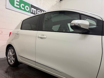 Used Toyota Yaris 2014 for sale - 77320191: Photo