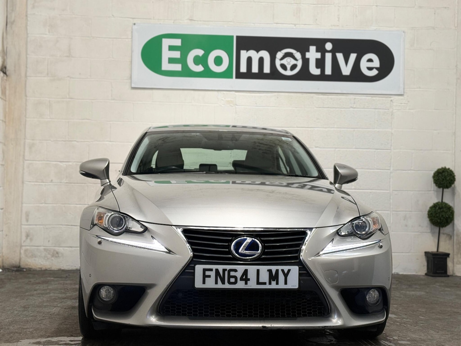 Used Lexus IS 2014 for sale - 78099855: Photo 2