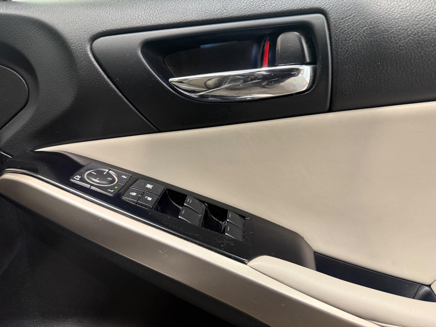 Used Lexus IS 2014 for sale - 78099855: Photo 31