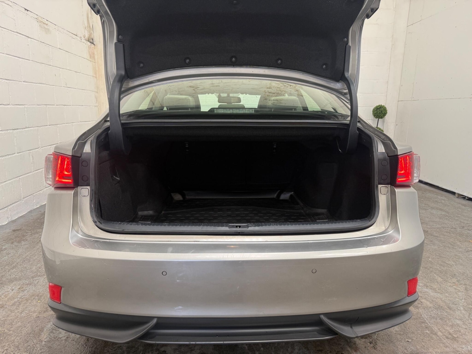 Used Lexus IS 2014 for sale - 78099855: Photo 37