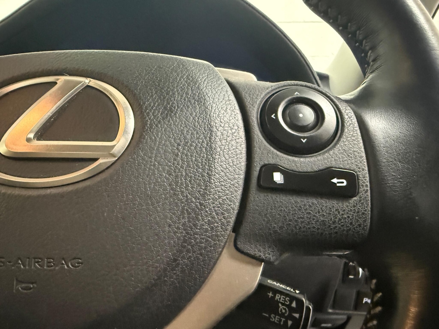 Used Lexus IS 2014 for sale - 78099855: Photo 38