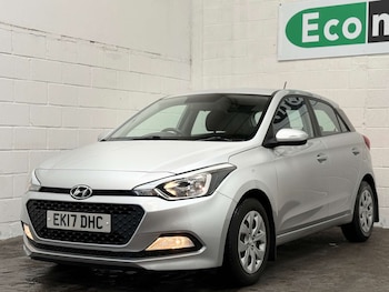 Used Hyundai i20 2017 for sale - 78806664: Photo