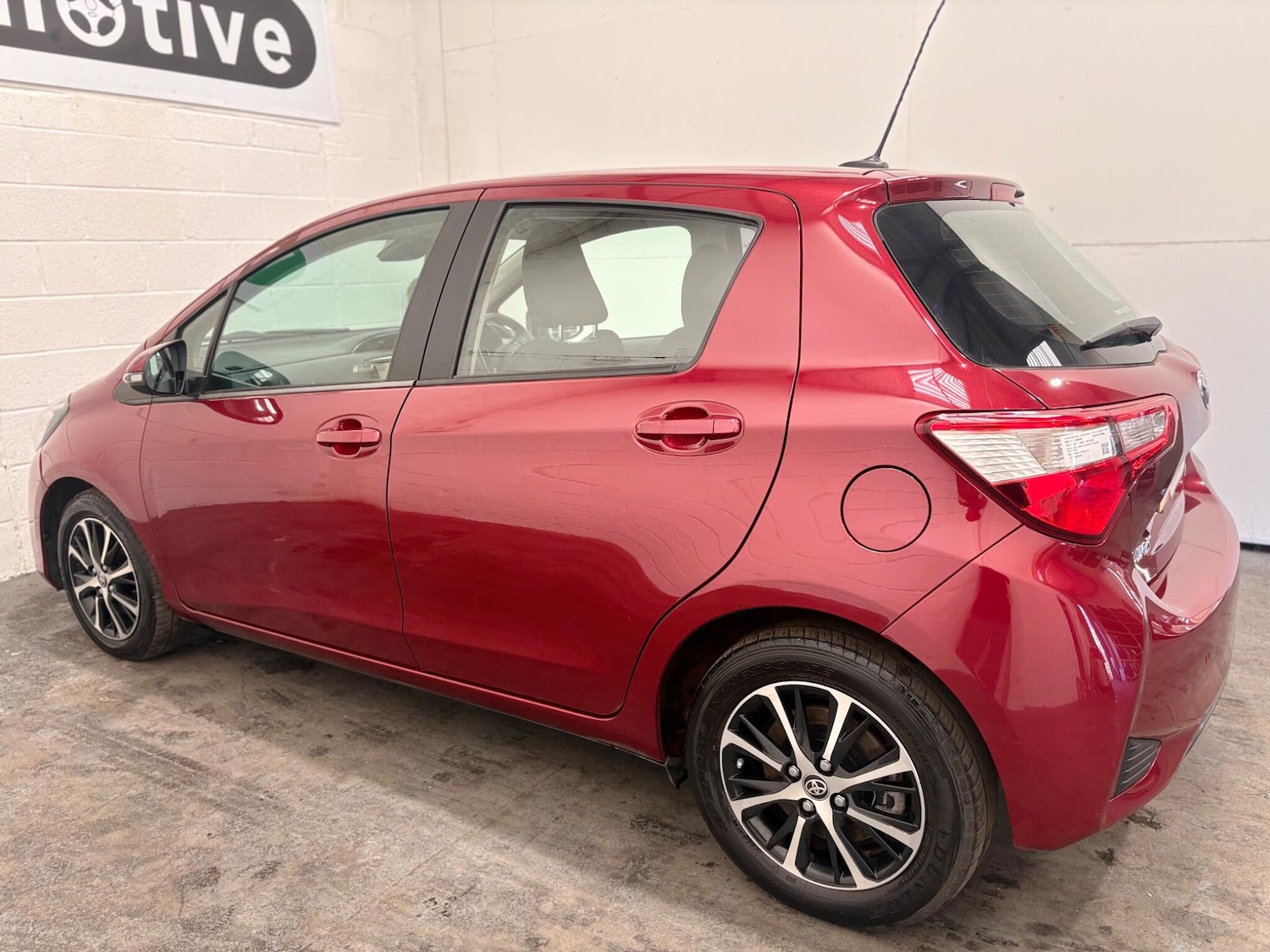 Used Toyota Yaris for sale - 78057635: Photo 17