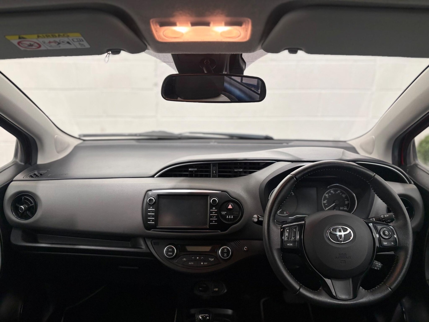 Used Toyota Yaris for sale - 78057635: Photo 32