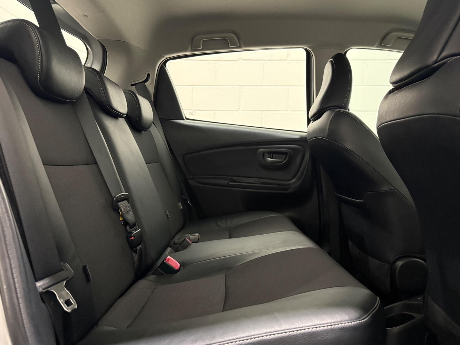 Used Toyota Yaris 2014 for sale - 77202952: Photo 23