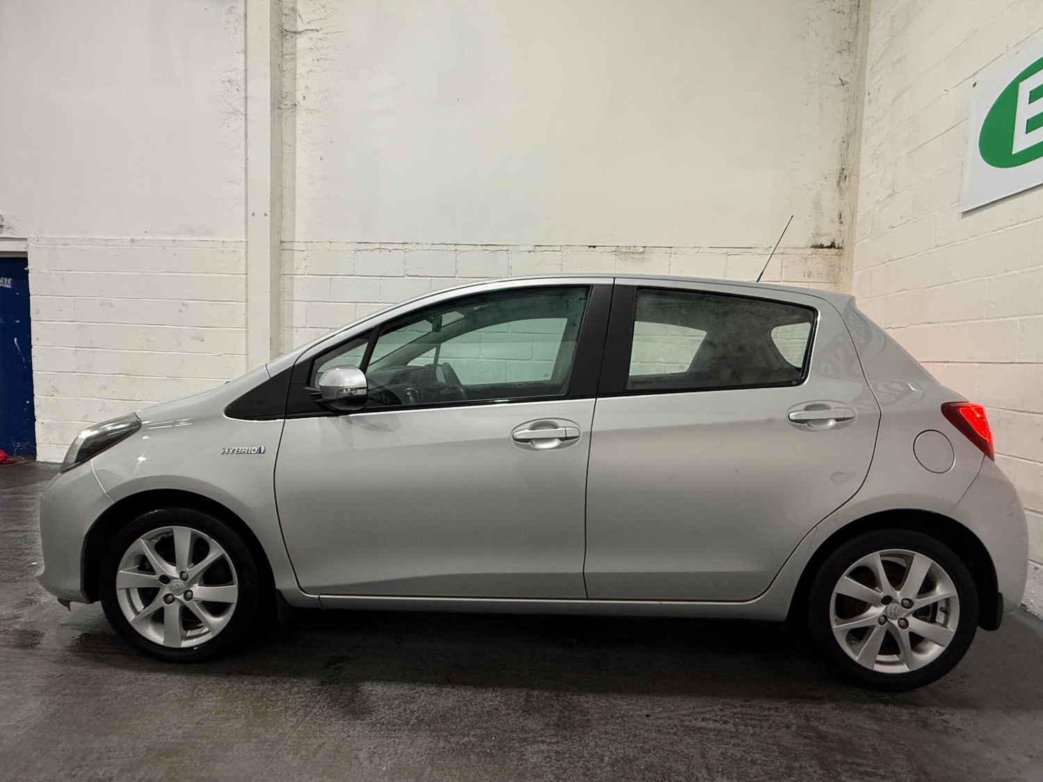 Used Toyota Yaris 2014 for sale - 77202952: Photo 9