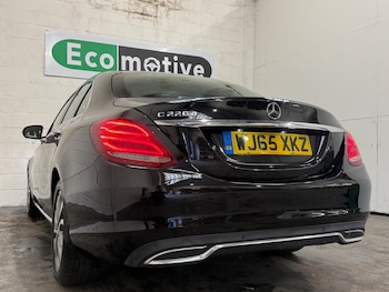 Used Mercedes-Benz C Class 2015 for sale - 77626120: Photo