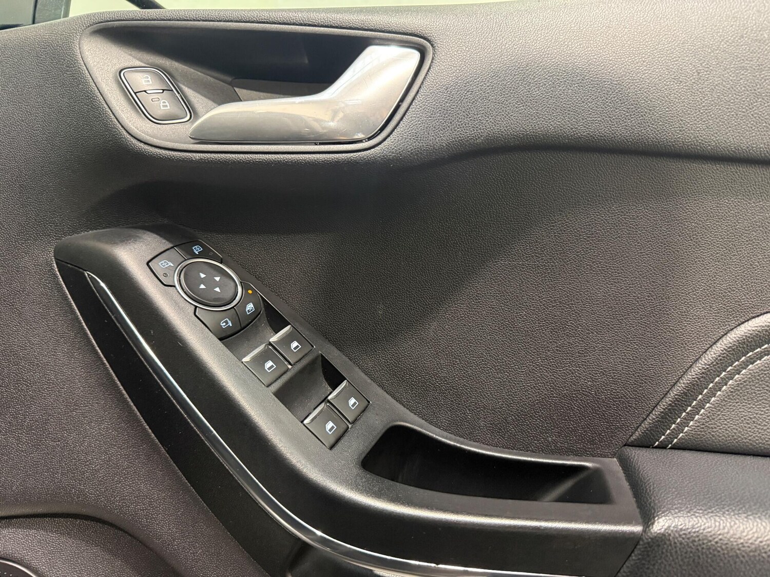 Used Ford Fiesta 2019 for sale - 77101961: Photo 31