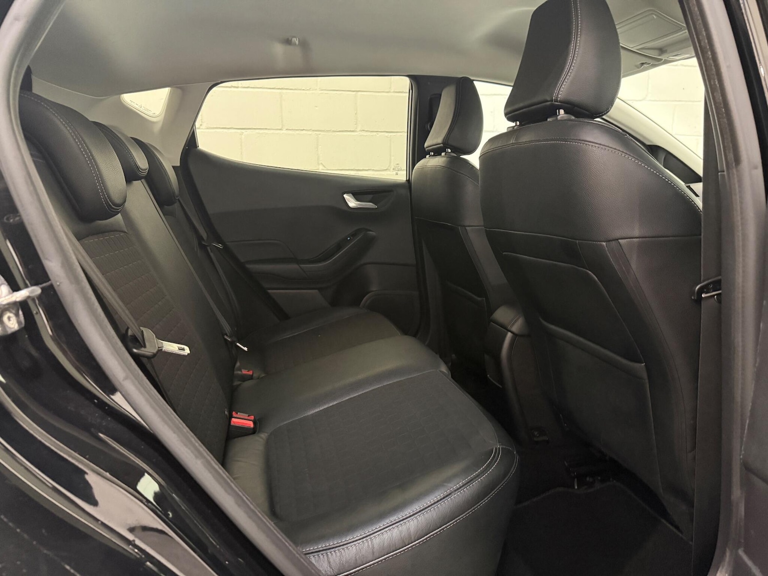 Used Ford Fiesta 2019 for sale - 77101961: Photo 33