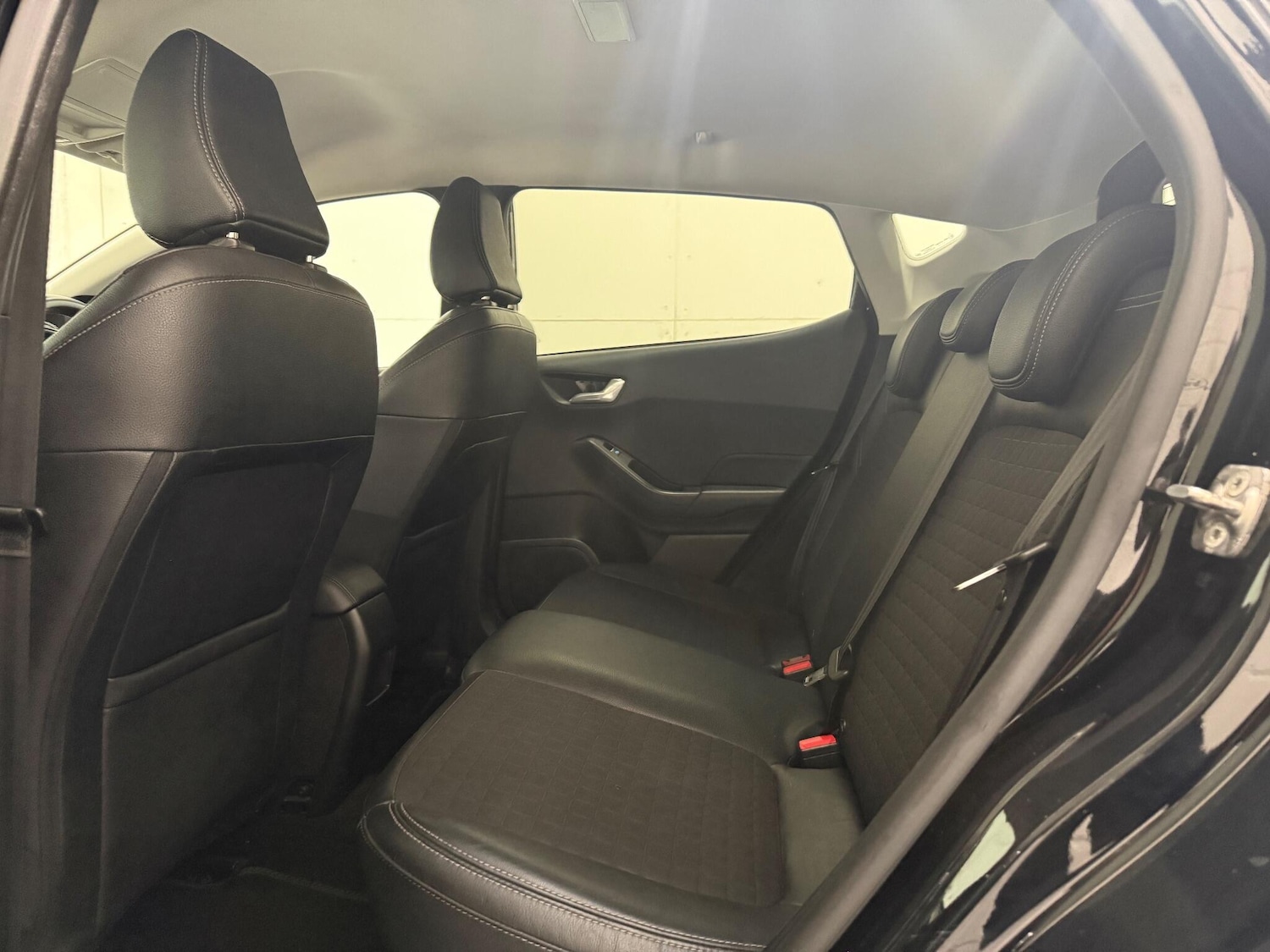 Used Ford Fiesta 2019 for sale - 77101961: Photo 40