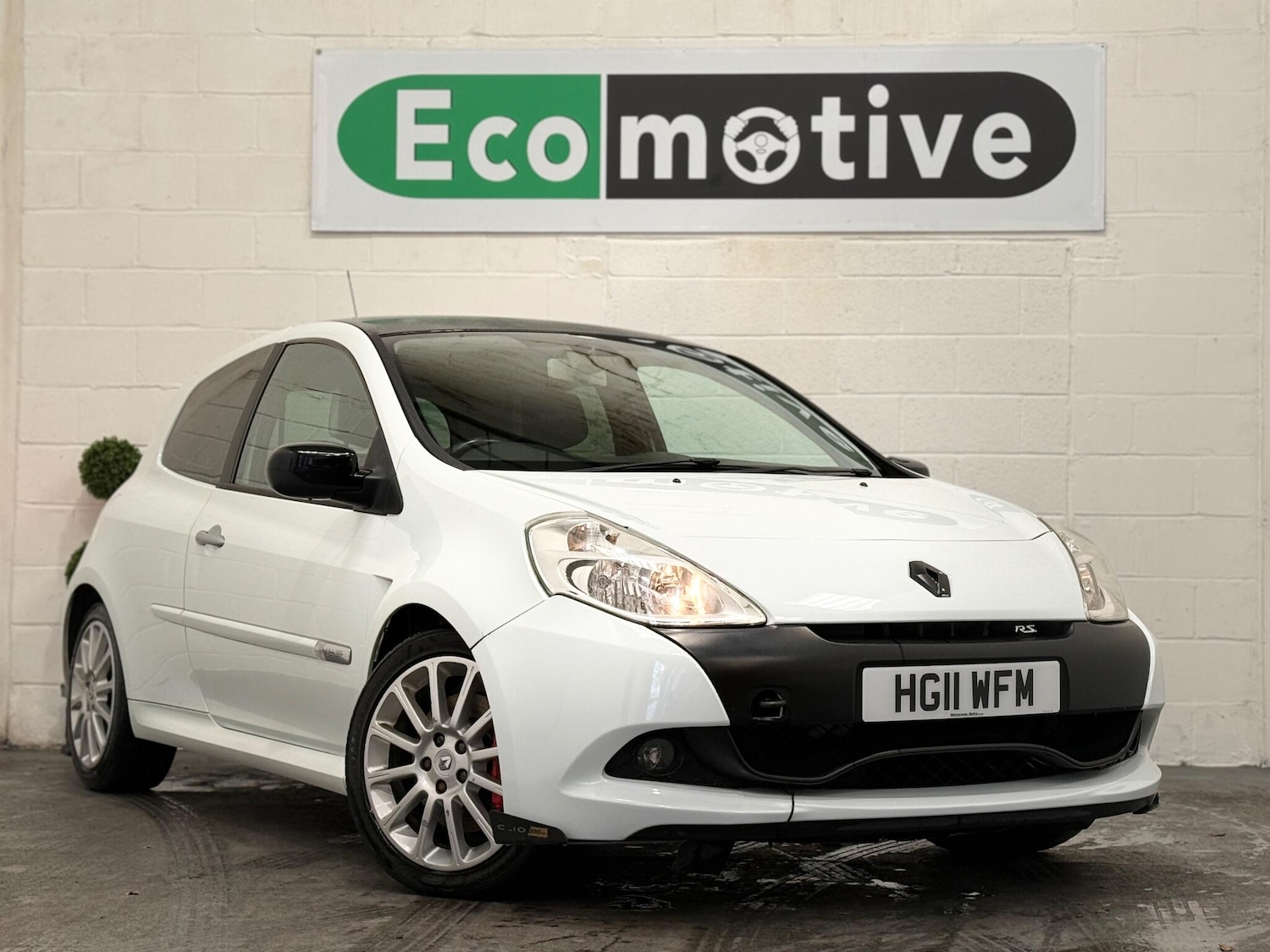 Used Renault Clio for sale - 76538343: Photo 1