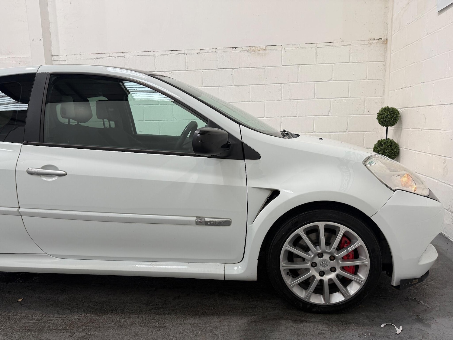 Used Renault Clio for sale - 76538343: Photo 10
