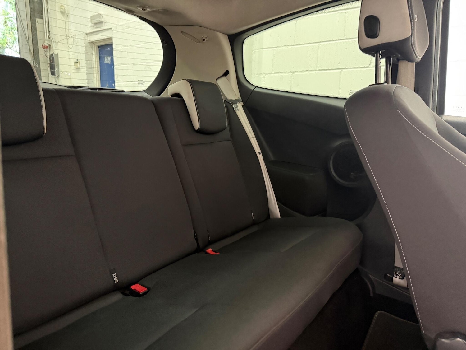 Used Renault Clio for sale - 76538343: Photo 21