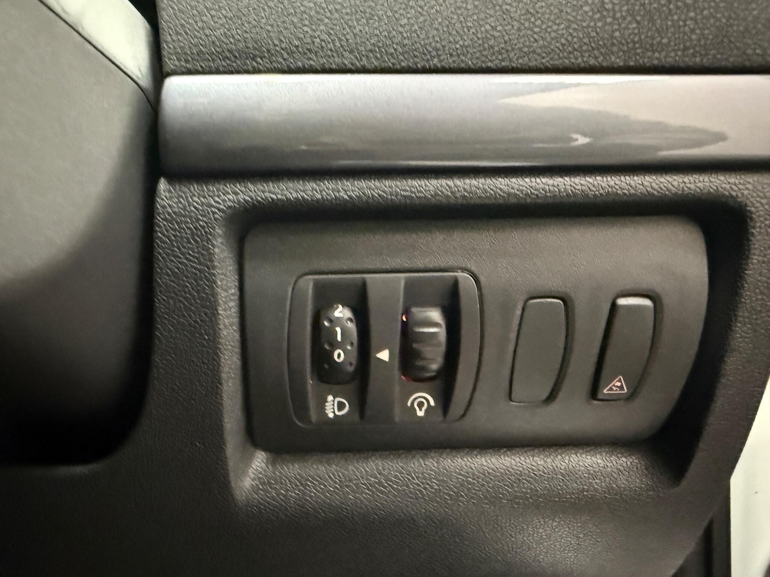 Used Renault Clio for sale - 76538343: Photo 27