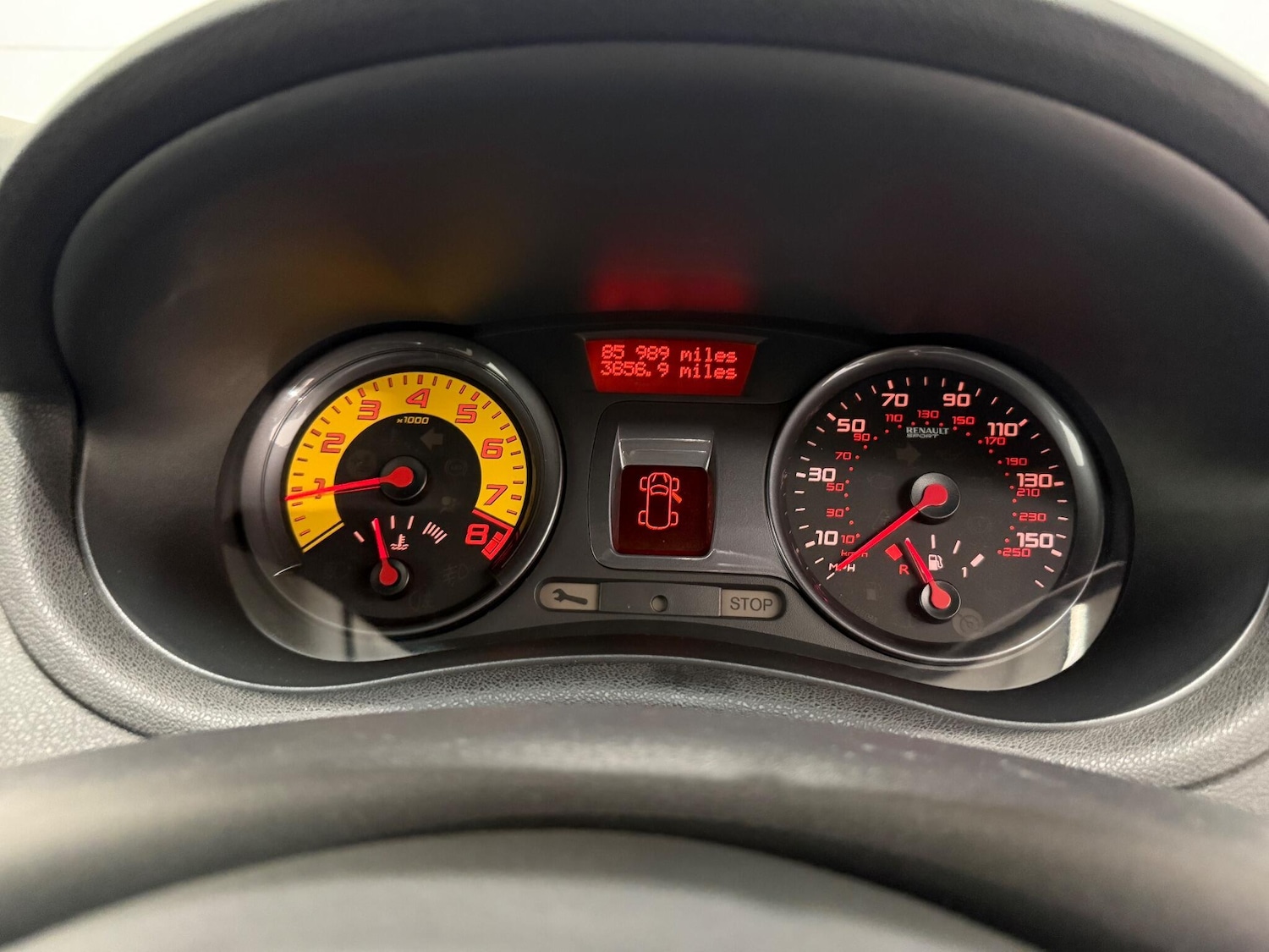 Used Renault Clio for sale - 76538343: Photo 30