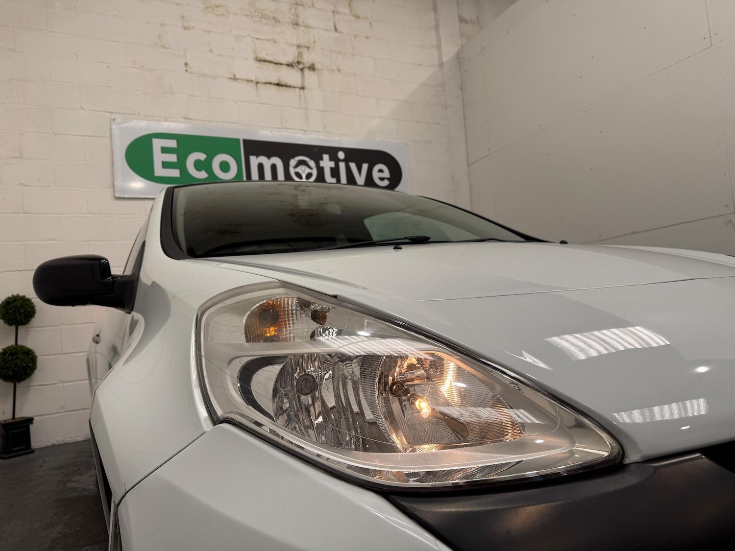 Used Renault Clio for sale - 76538343: Photo 42