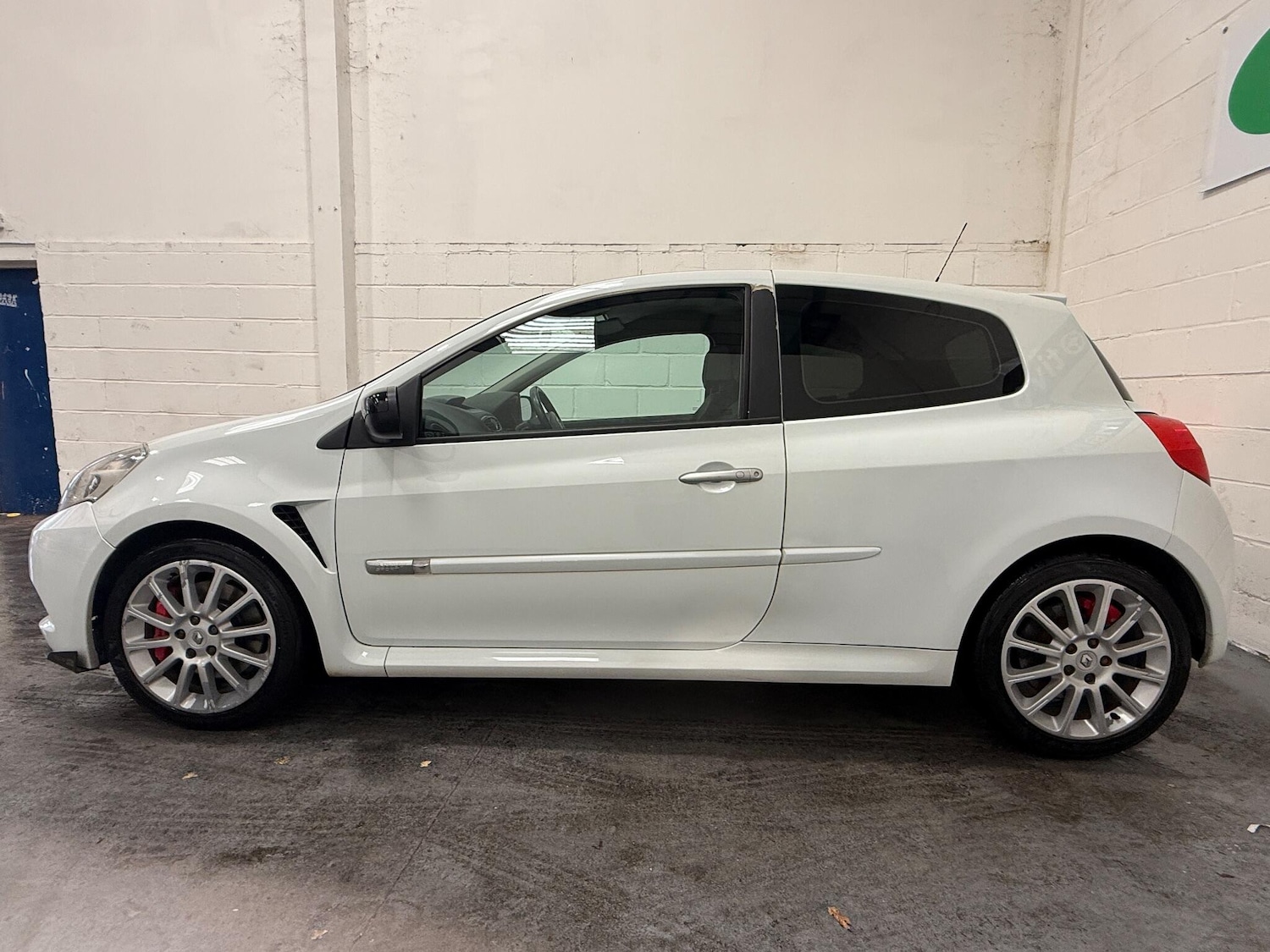 Used Renault Clio for sale - 76538343: Photo 6