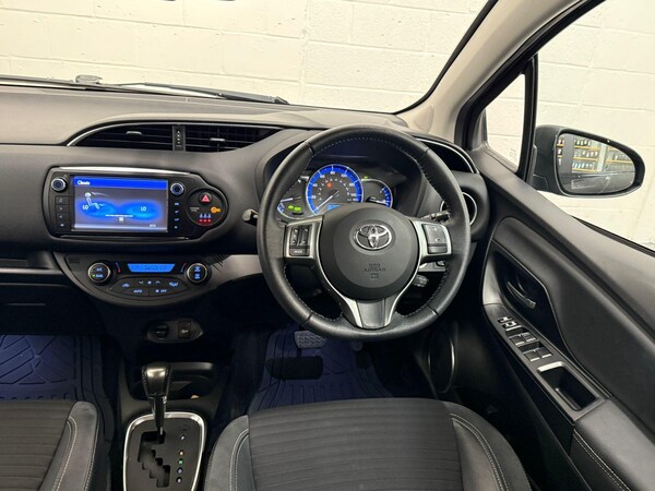 Used Toyota Yaris 2014 for sale - 76020804: Photo 36