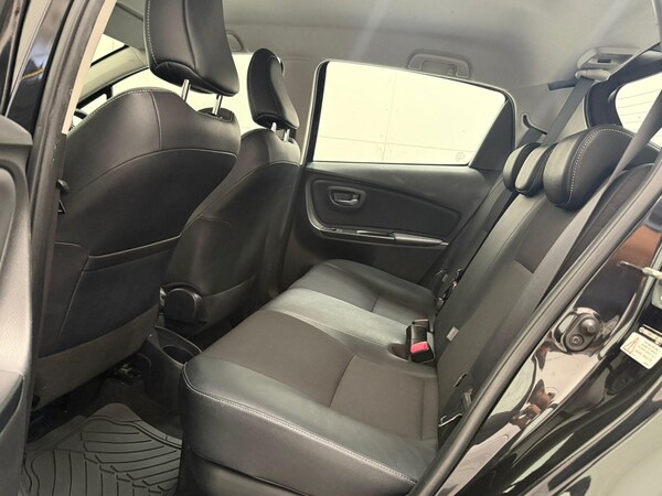 Used Toyota Yaris 2014 for sale - 76020804: Photo 38