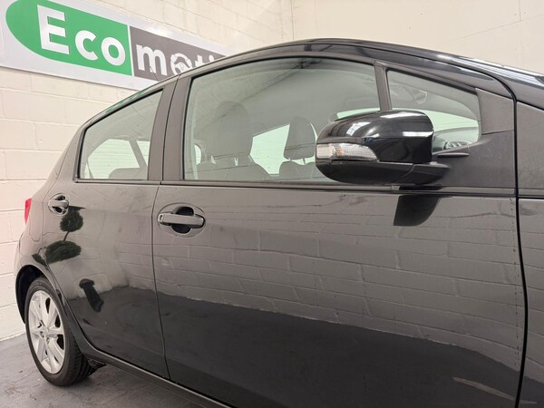 Used Toyota Yaris 2014 for sale - 76020804: Photo 4