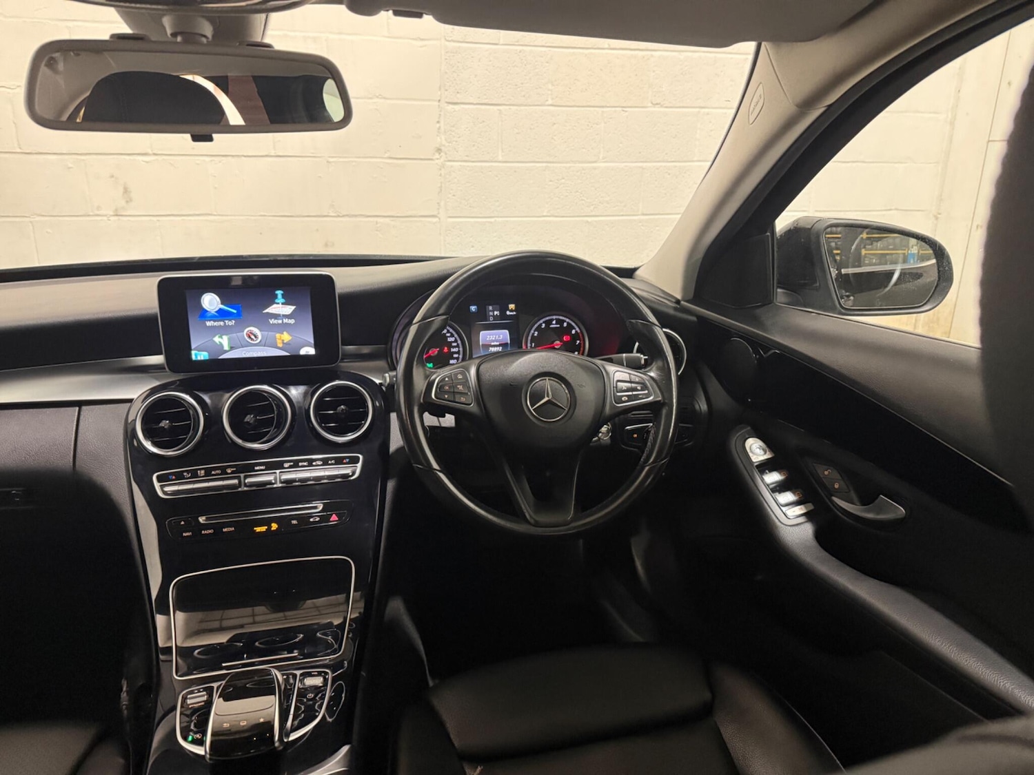 Used Mercedes-Benz C Class 2015 for sale - 77509876: Photo 20