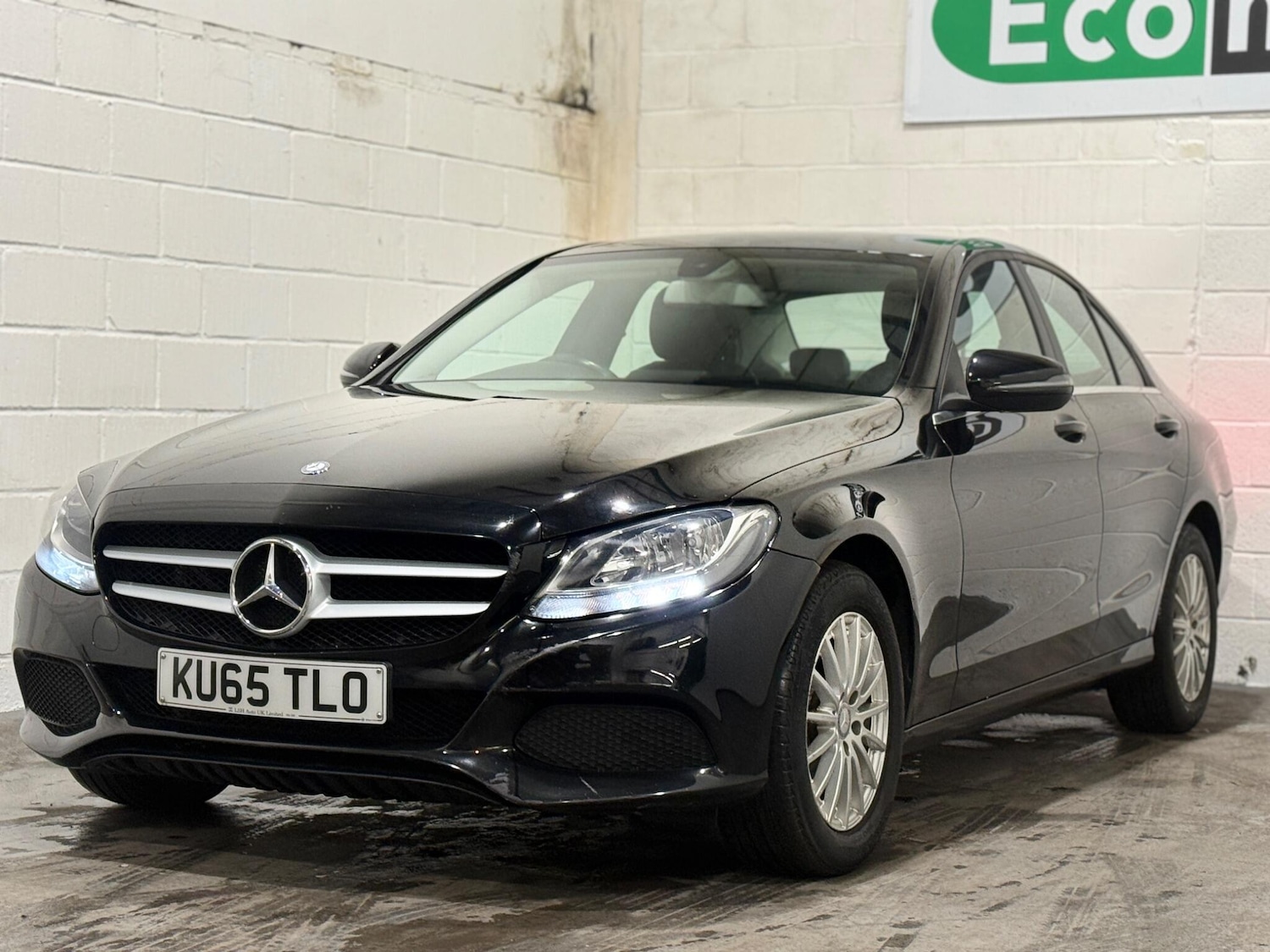 Used Mercedes-Benz C Class 2015 for sale - 77509876: Photo 3