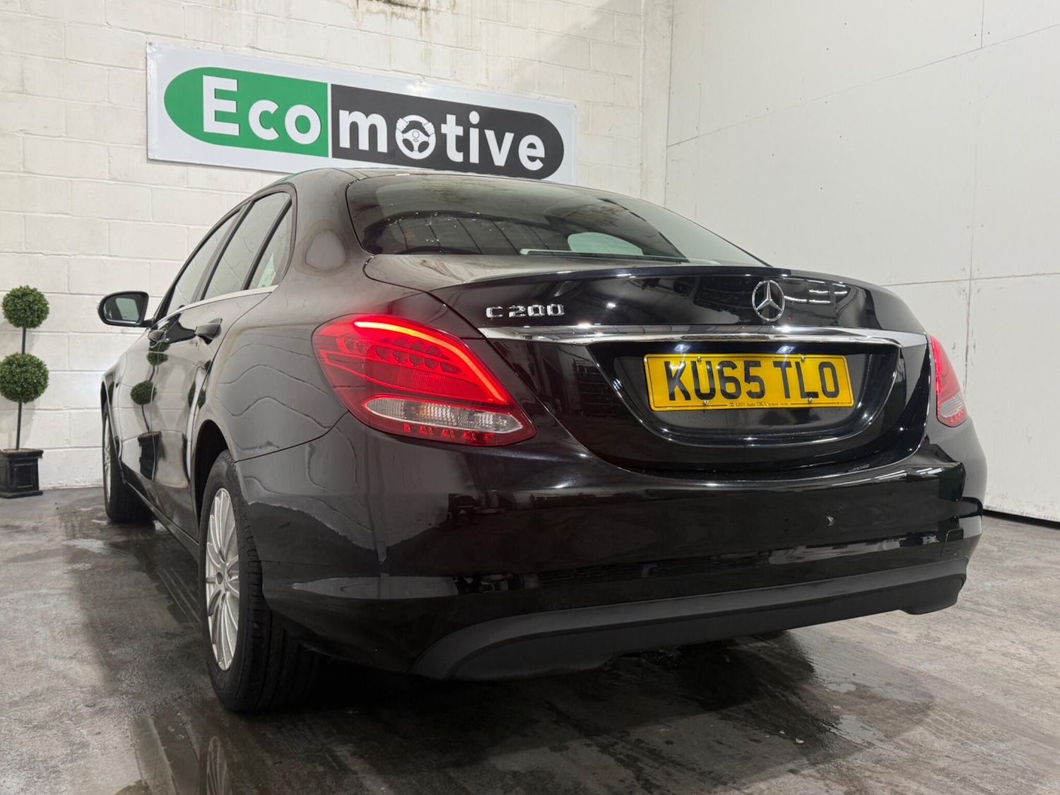 Used Mercedes-Benz C Class 2015 for sale - 77509876: Photo 5