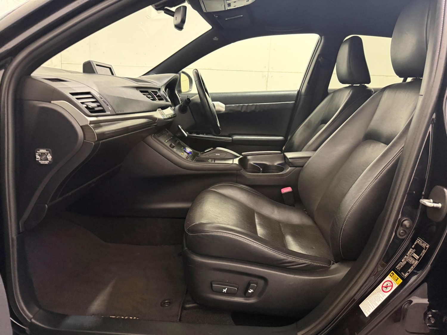 Used Lexus CT 2012 for sale - 78086833: Photo 32